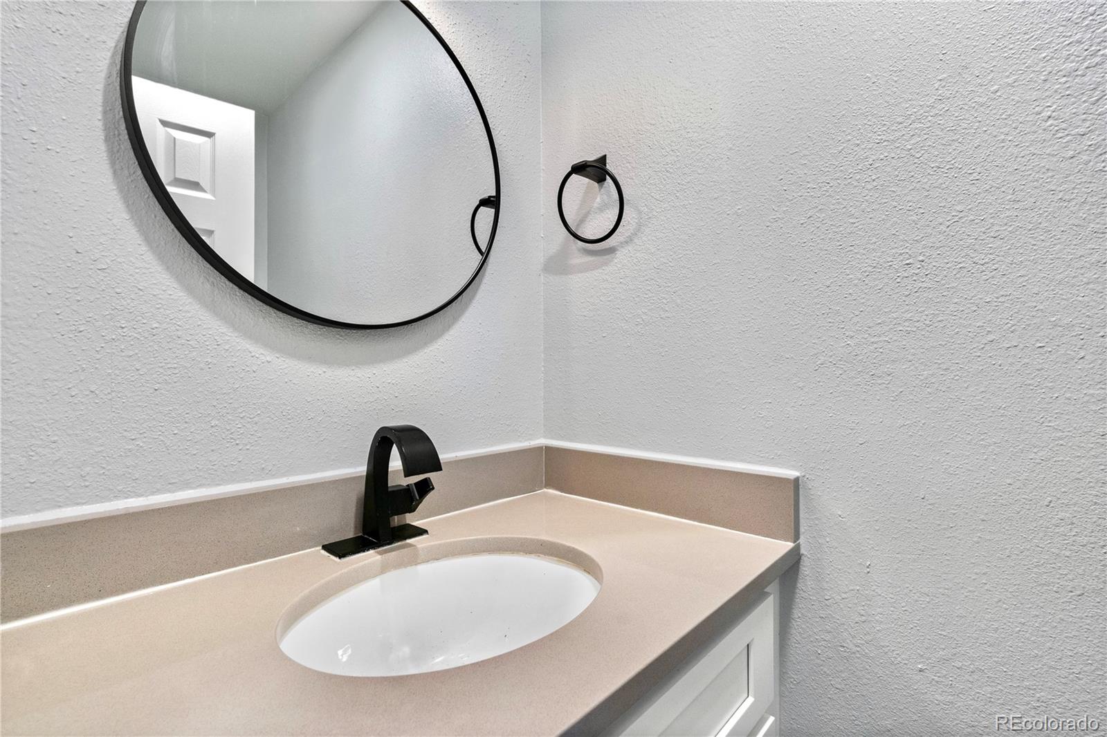 MLS Image #13 for 72  lansing street,aurora, Colorado