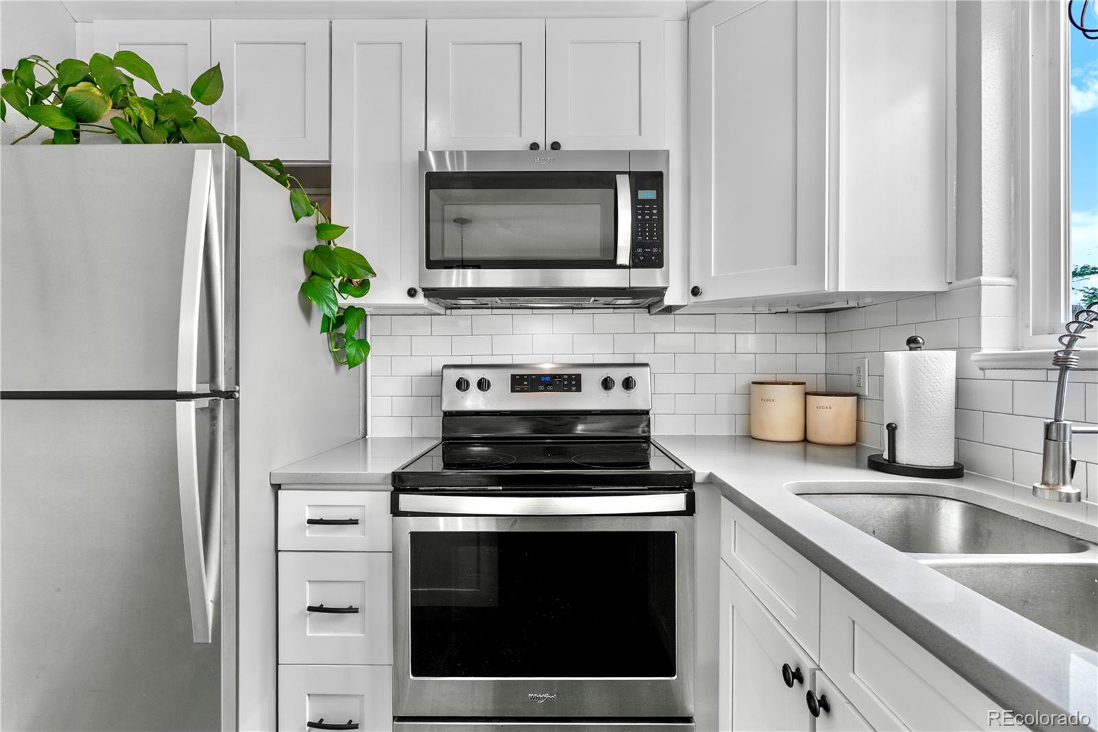 MLS Image #5 for 72  lansing street,aurora, Colorado