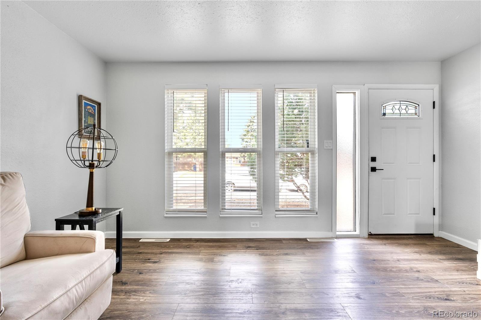 MLS Image #7 for 72  lansing street,aurora, Colorado
