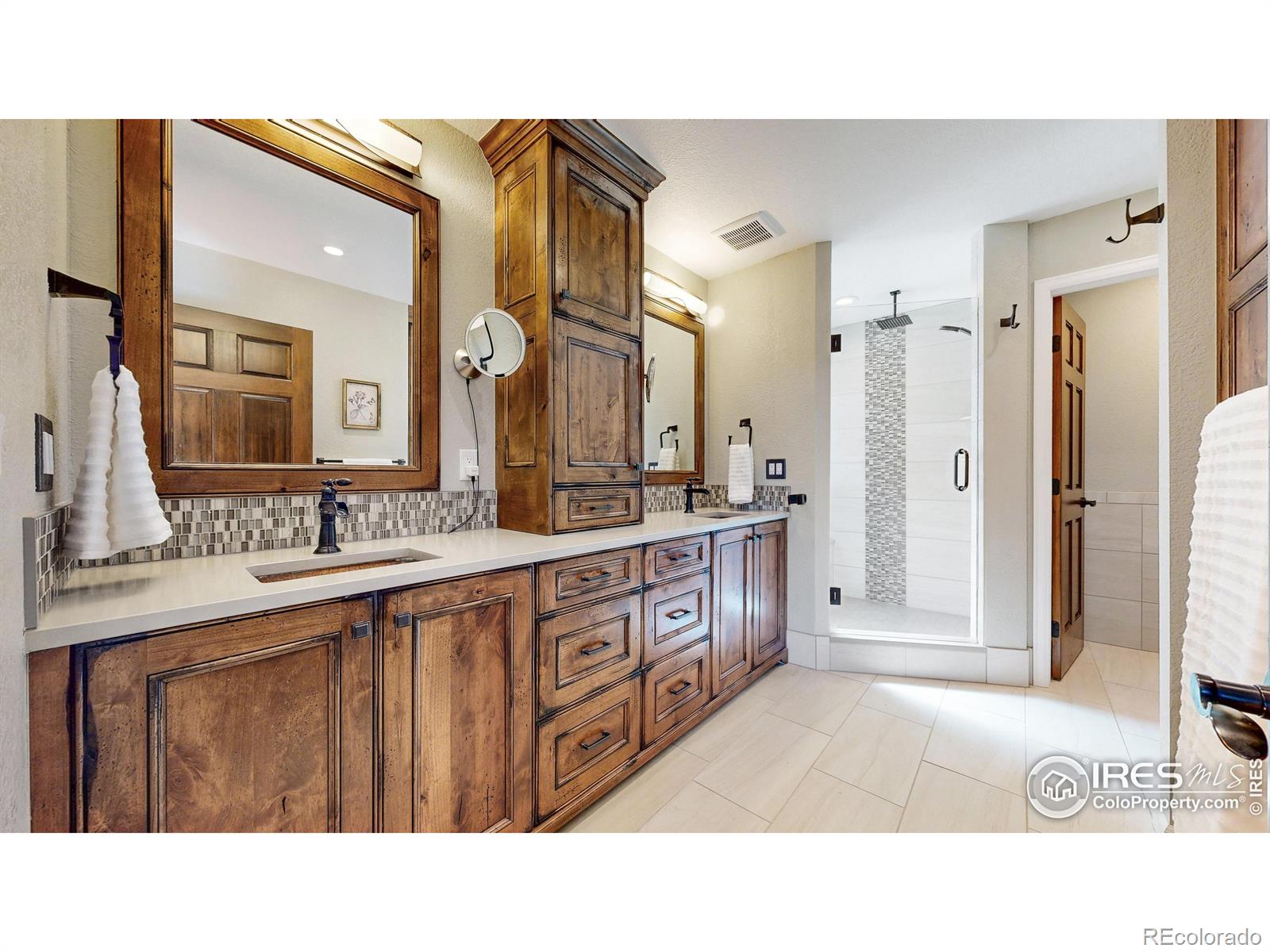 MLS Image #14 for 898  eagle ridge court,loveland, Colorado