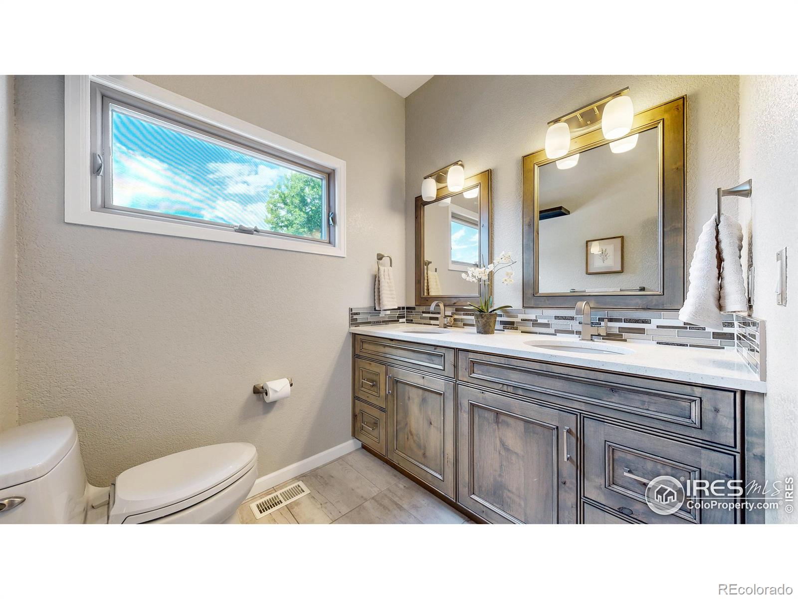 MLS Image #26 for 898  eagle ridge court,loveland, Colorado