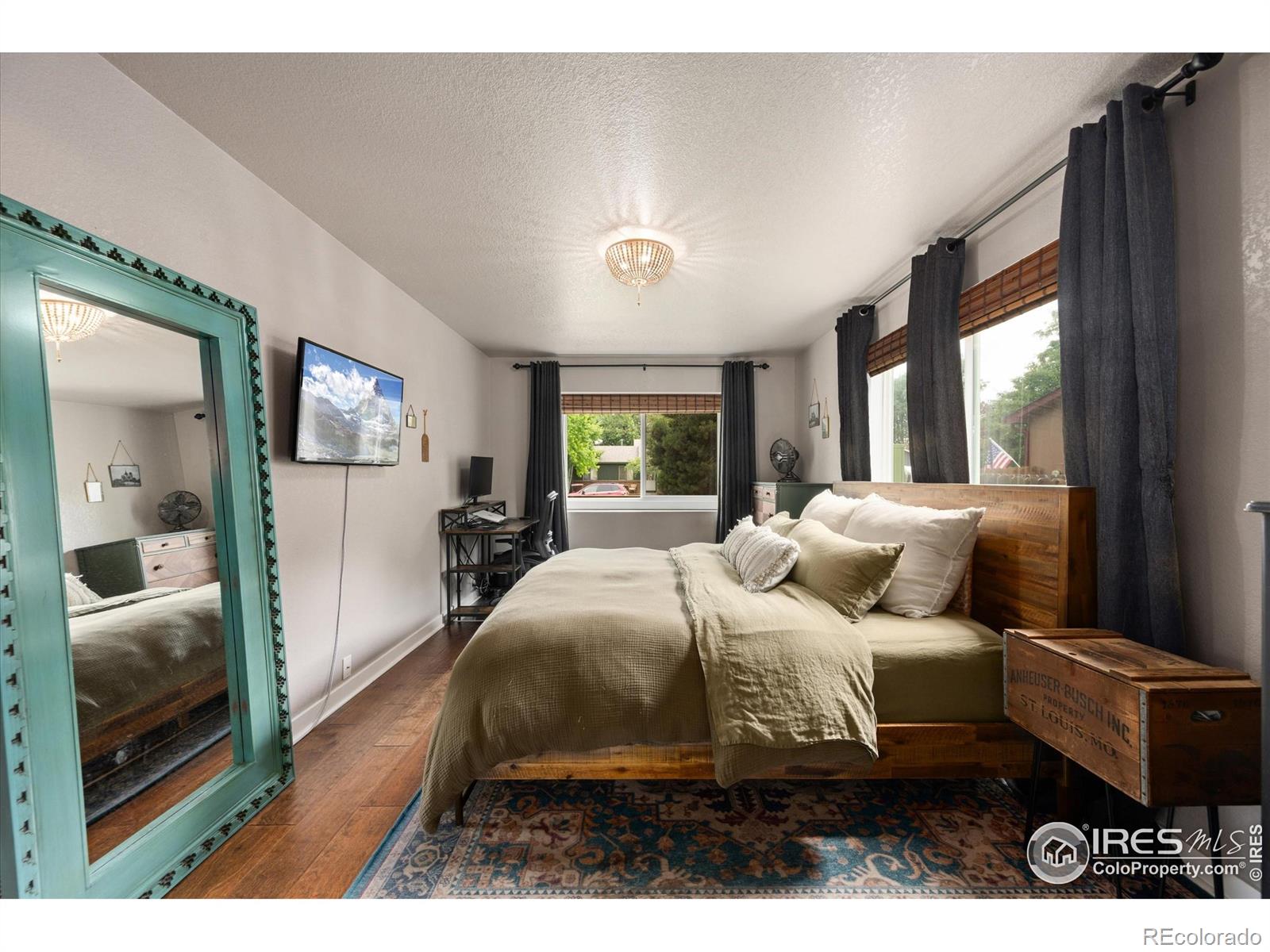 MLS Image #10 for 736  woodland way,fort collins, Colorado