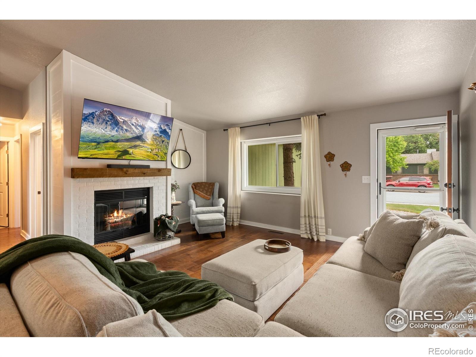 MLS Image #8 for 736  woodland way,fort collins, Colorado