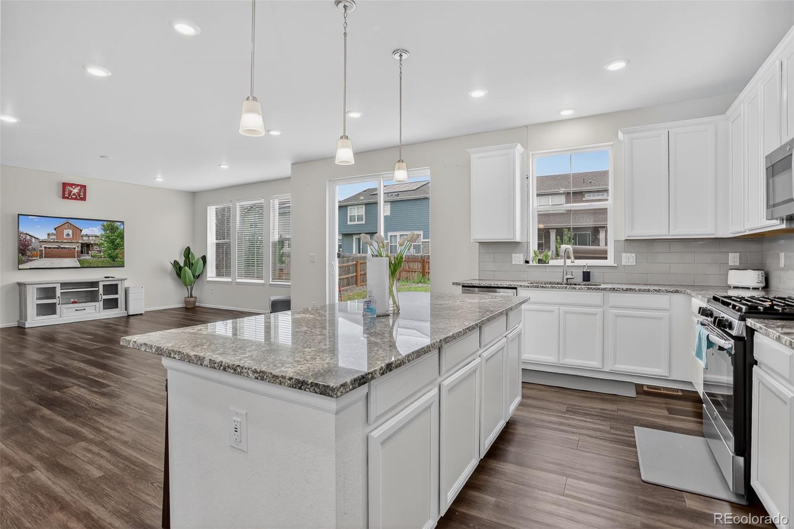 MLS Image #10 for 1003 s fultondale court,aurora, Colorado