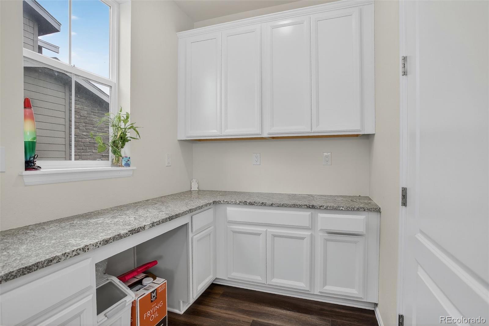 MLS Image #26 for 1003 s fultondale court,aurora, Colorado
