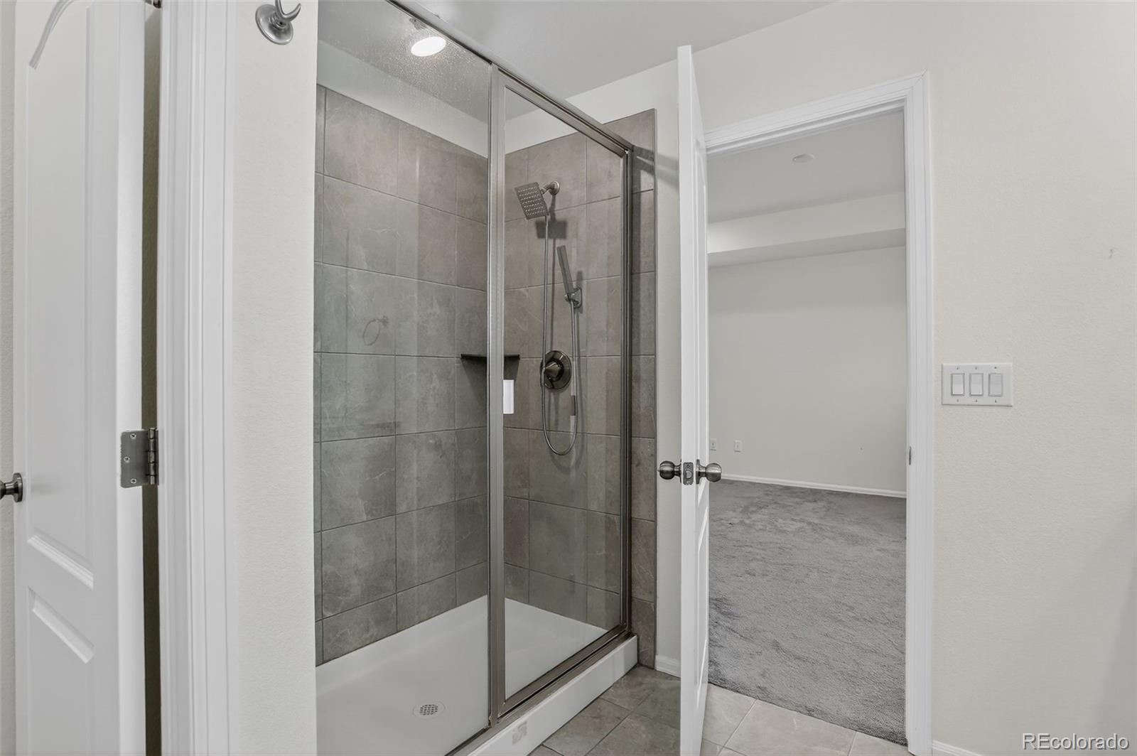 MLS Image #31 for 1003 s fultondale court,aurora, Colorado