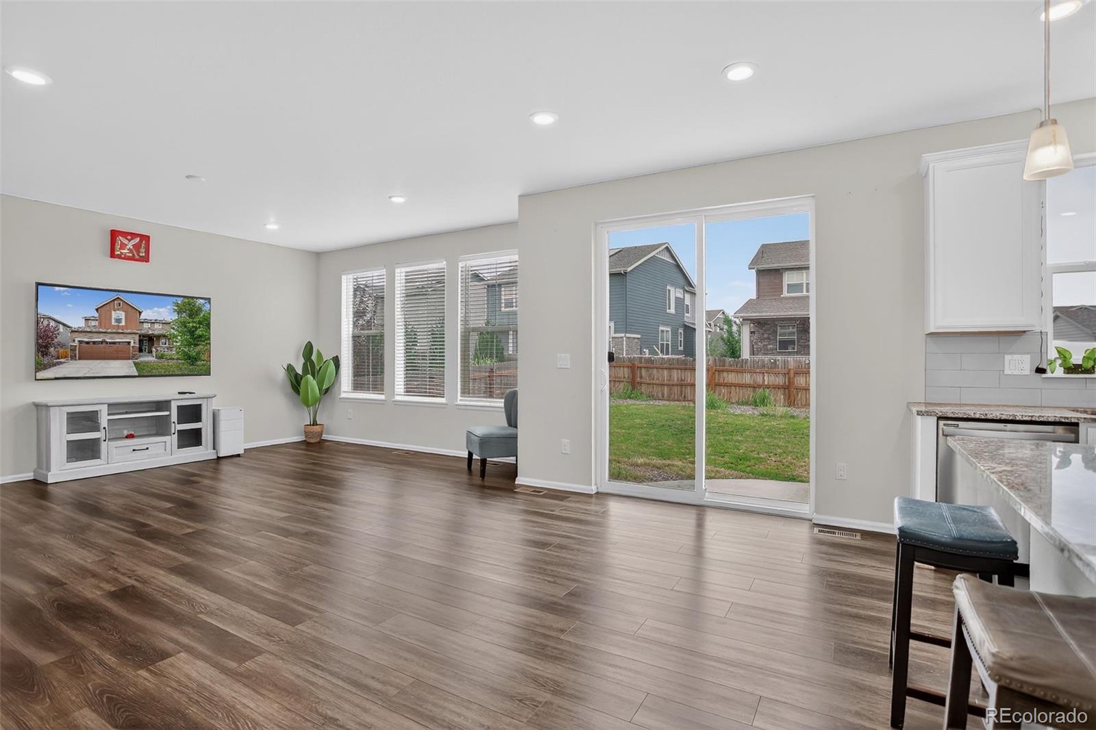 MLS Image #6 for 1003 s fultondale court,aurora, Colorado