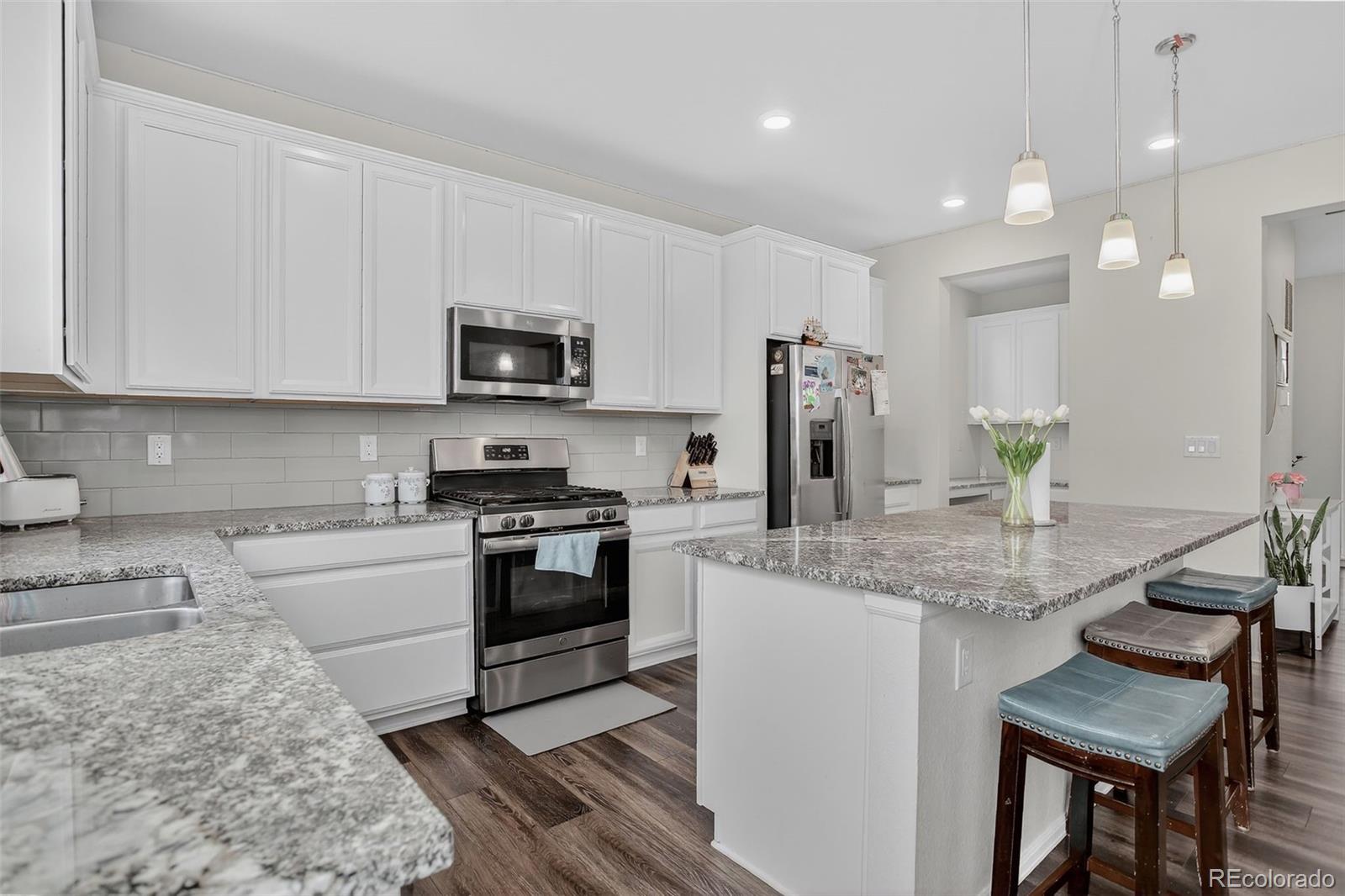 MLS Image #8 for 1003 s fultondale court,aurora, Colorado