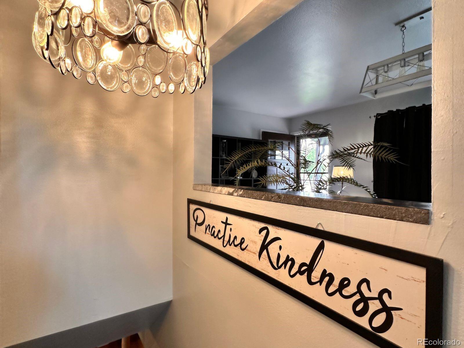 MLS Image #14 for 1081  elmwood lane,denver, Colorado