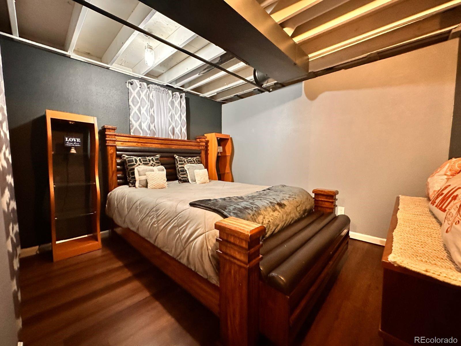 MLS Image #20 for 1081  elmwood lane,denver, Colorado