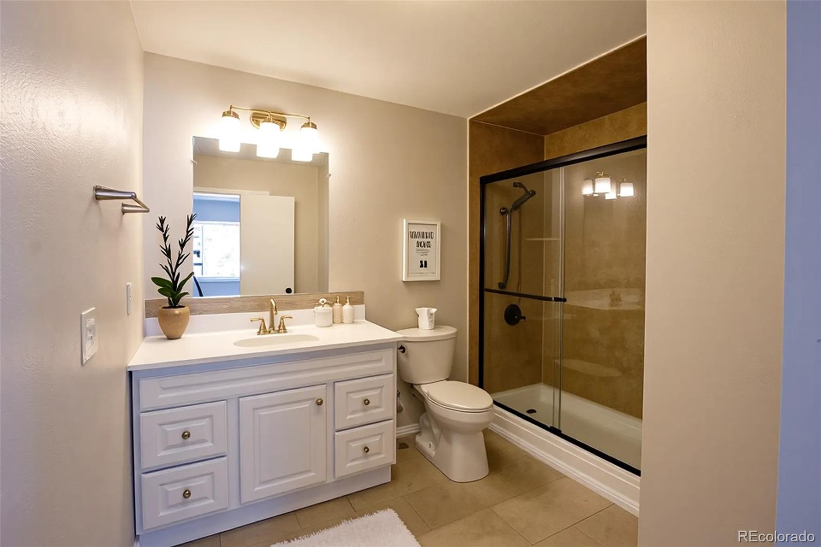 MLS Image #6 for 518  quentin street,aurora, Colorado