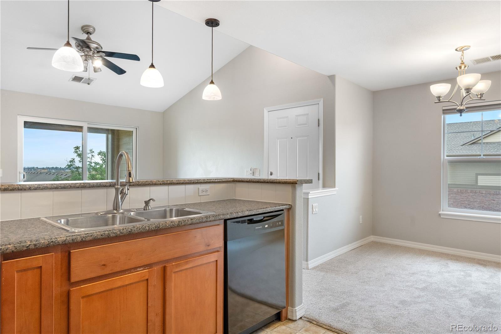 MLS Image #12 for 23400 e 5th drive,aurora, Colorado