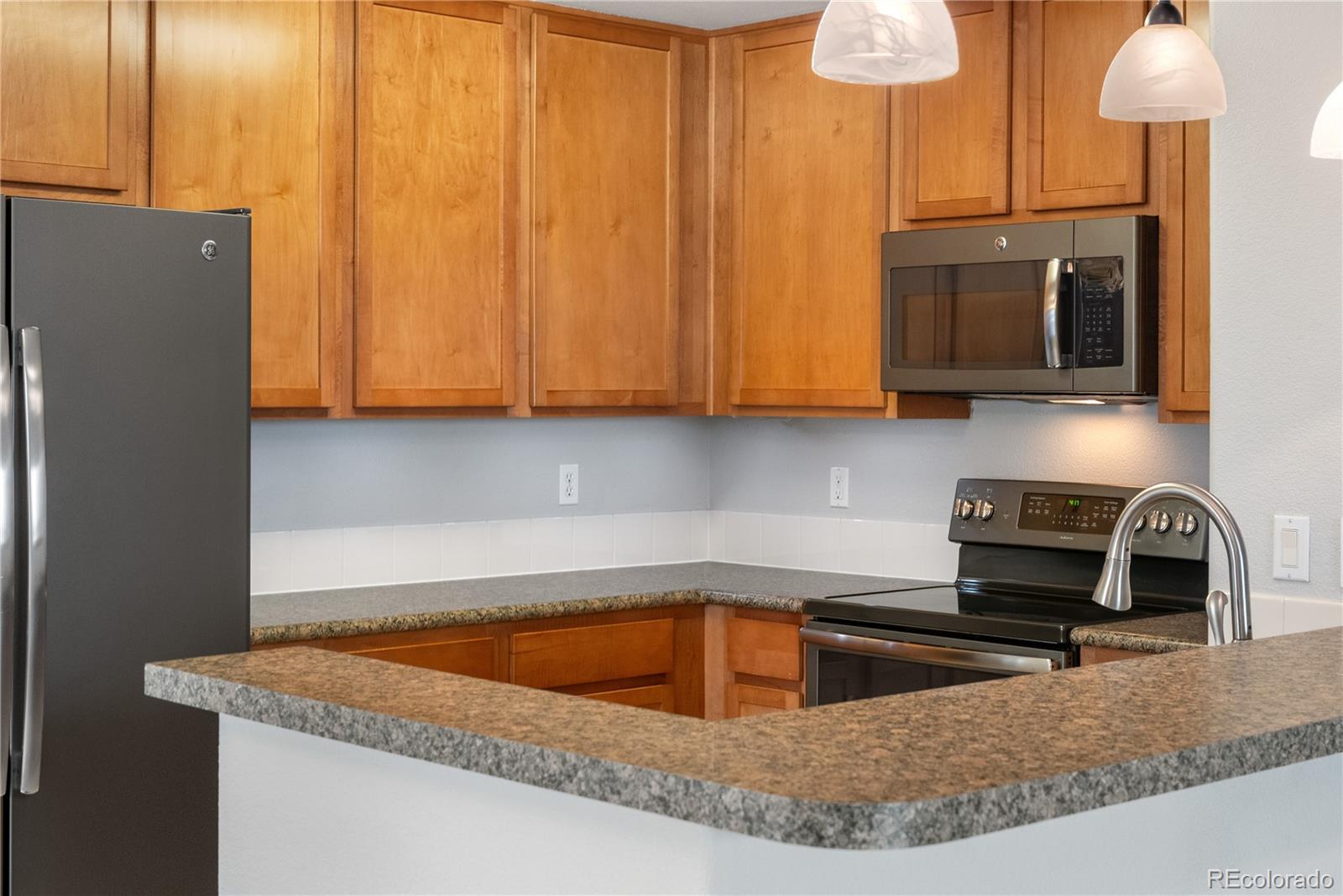 MLS Image #13 for 23400 e 5th drive,aurora, Colorado