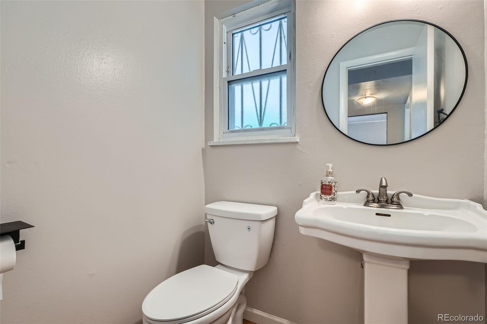 MLS Image #13 for 365  titan street,aurora, Colorado