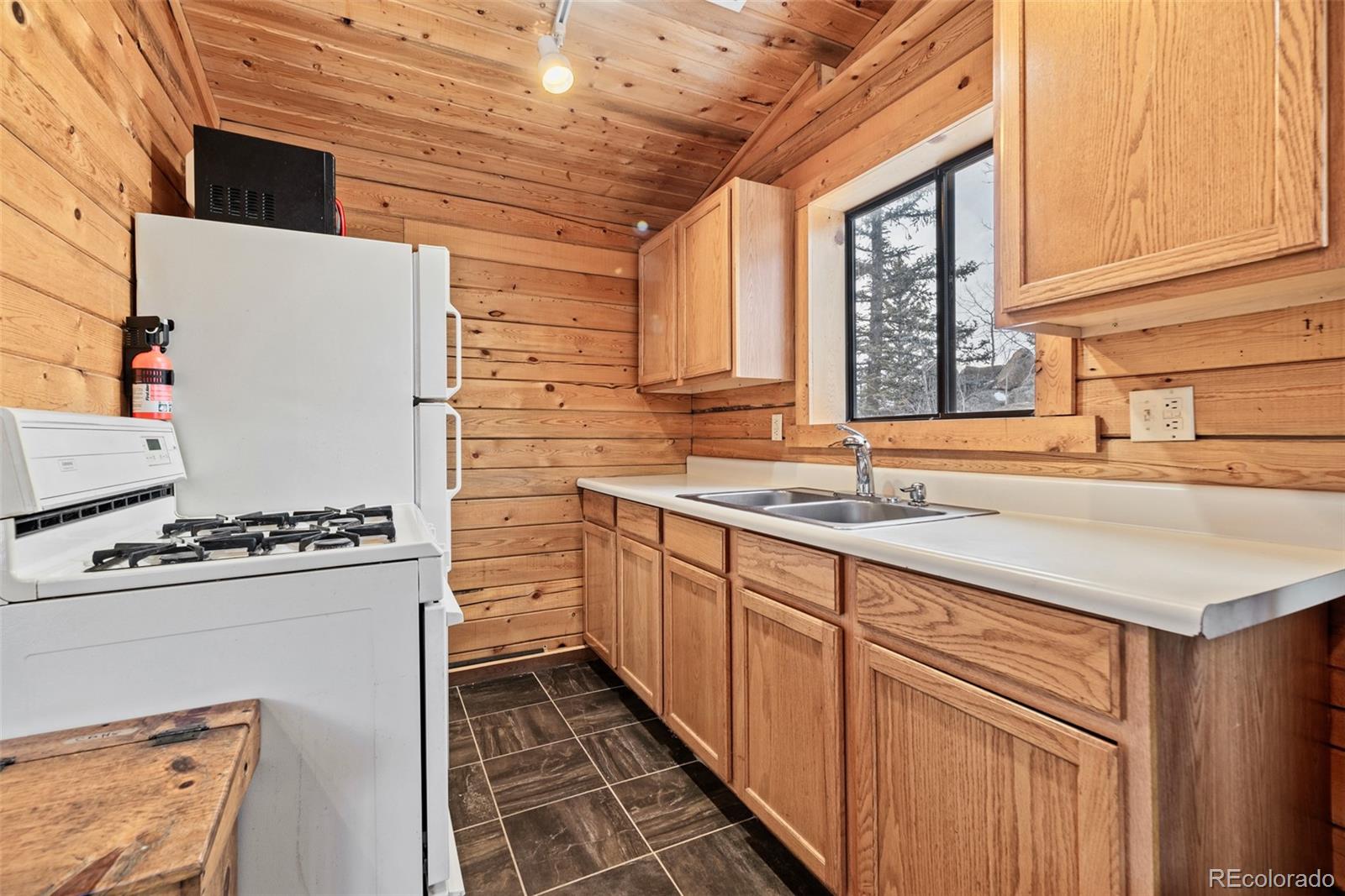 MLS Image #17 for 225  deadwood ,jefferson, Colorado