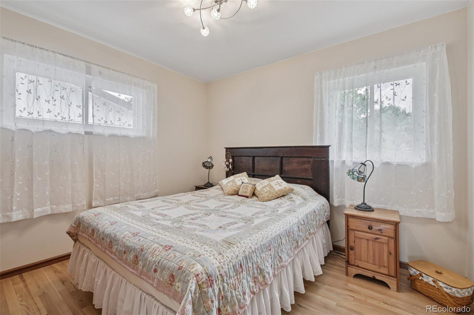 MLS Image #13 for 2642 s newport street,denver, Colorado
