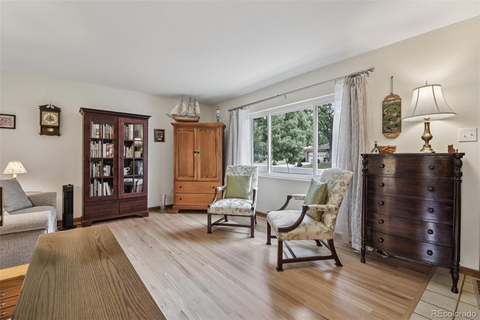 MLS Image #4 for 2642 s newport street,denver, Colorado