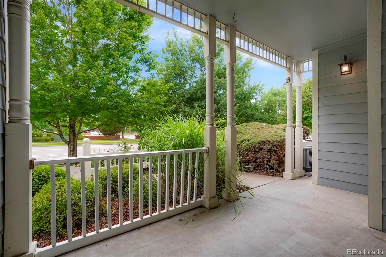 MLS Image #2 for 2448  syracuse street,denver, Colorado