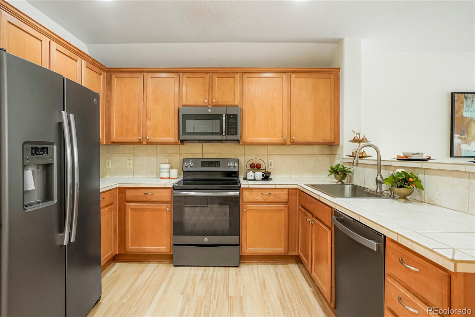 MLS Image #9 for 2448  syracuse street,denver, Colorado