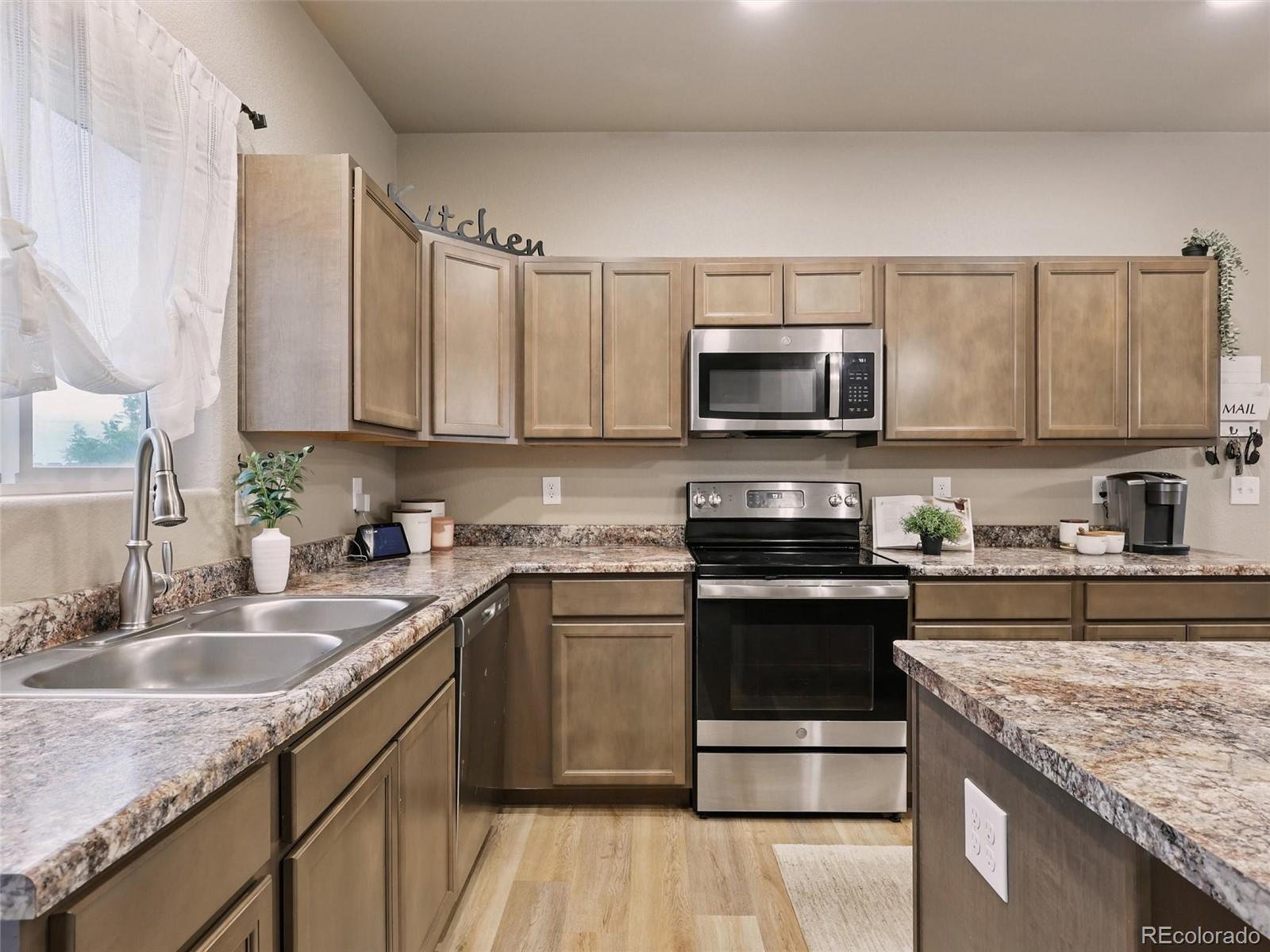 MLS Image #8 for    ,, Colorado