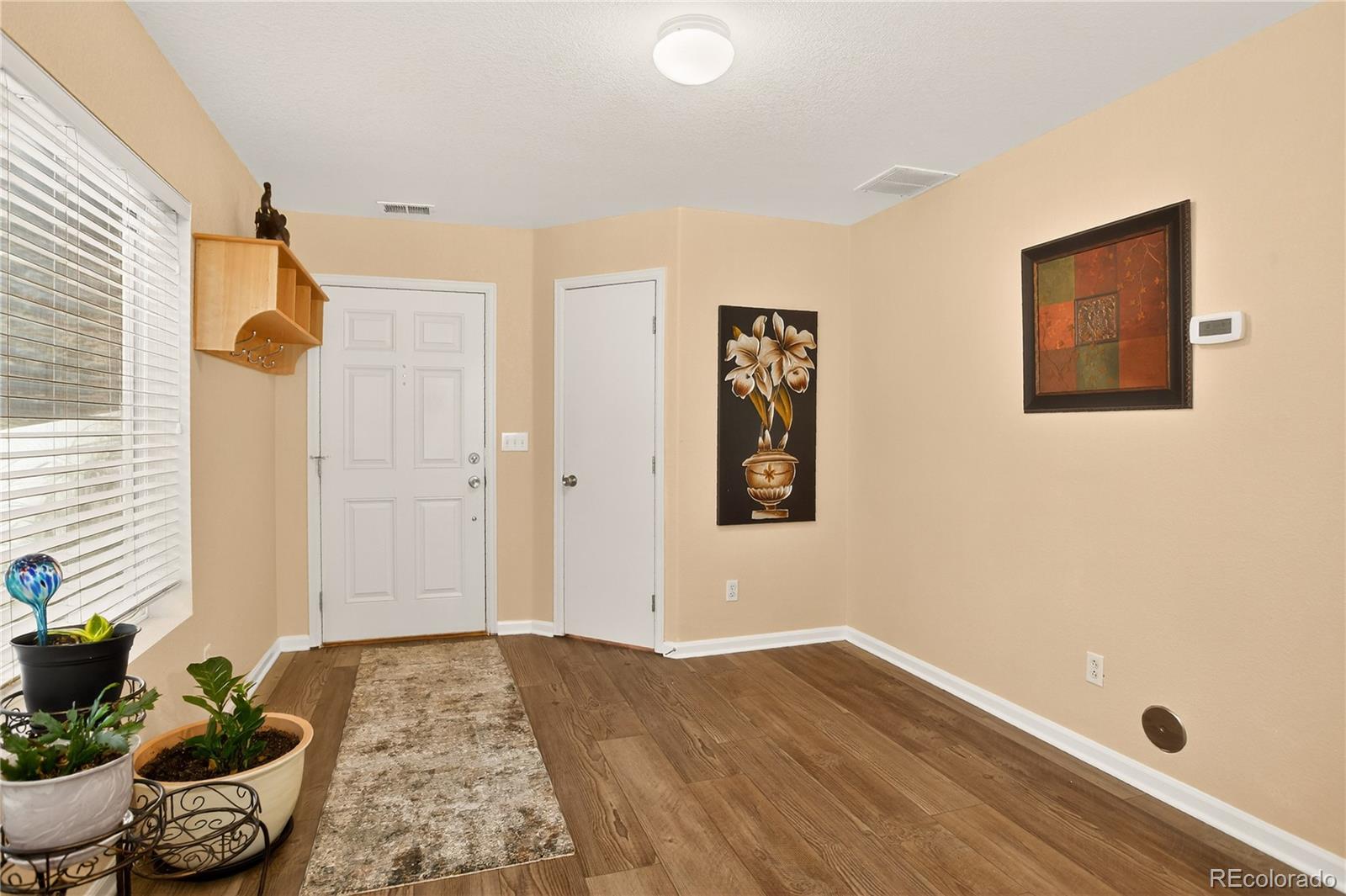 MLS Image #4 for 5564  gibraltar street,denver, Colorado