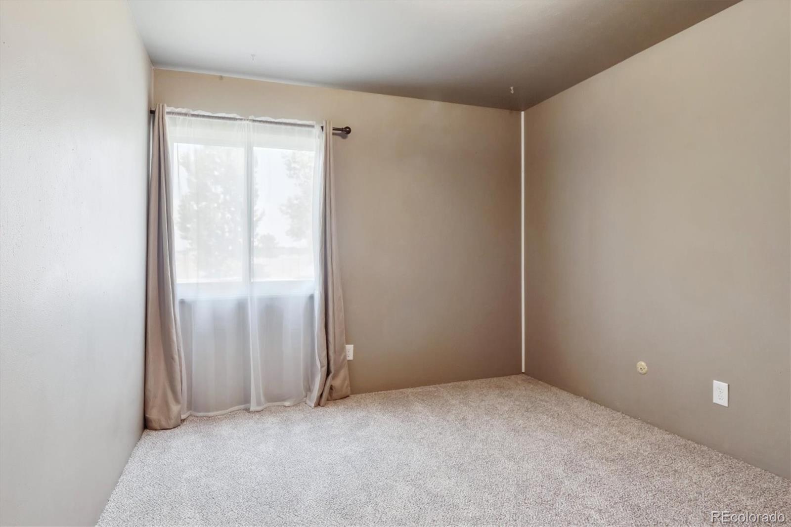 MLS Image #9 for 3623 s sheridan boulevard,denver, Colorado