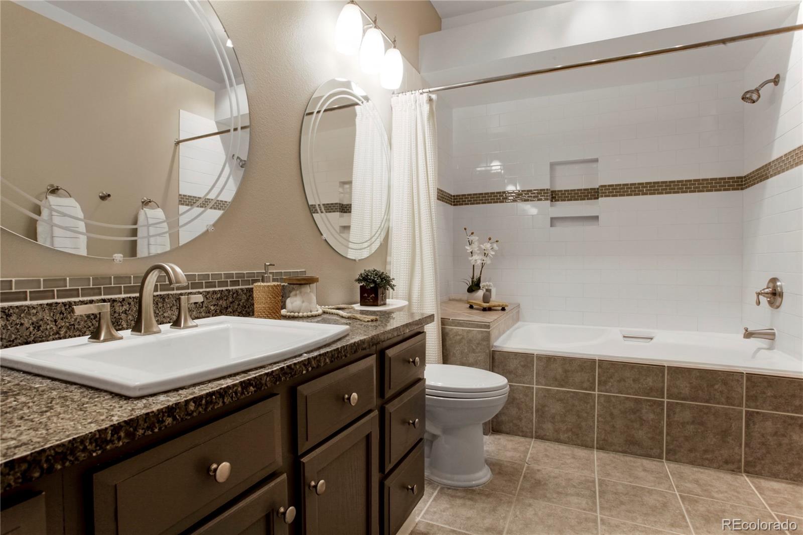 MLS Image #11 for 5555 e briarwood avenue,centennial, Colorado