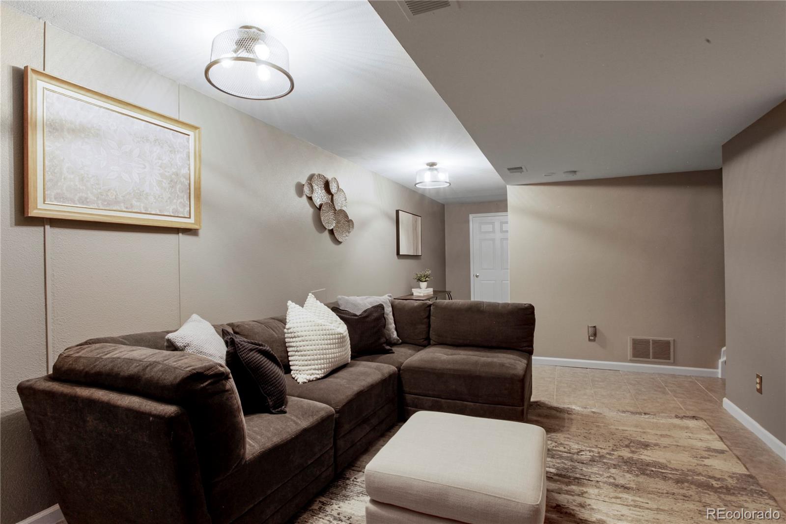 MLS Image #19 for 5555 e briarwood avenue,centennial, Colorado