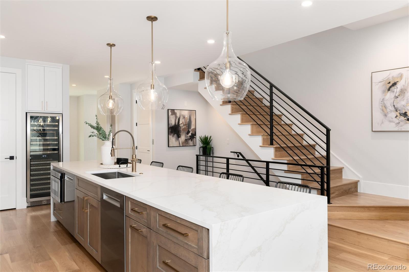 MLS Image #11 for 334  jackson street,denver, Colorado