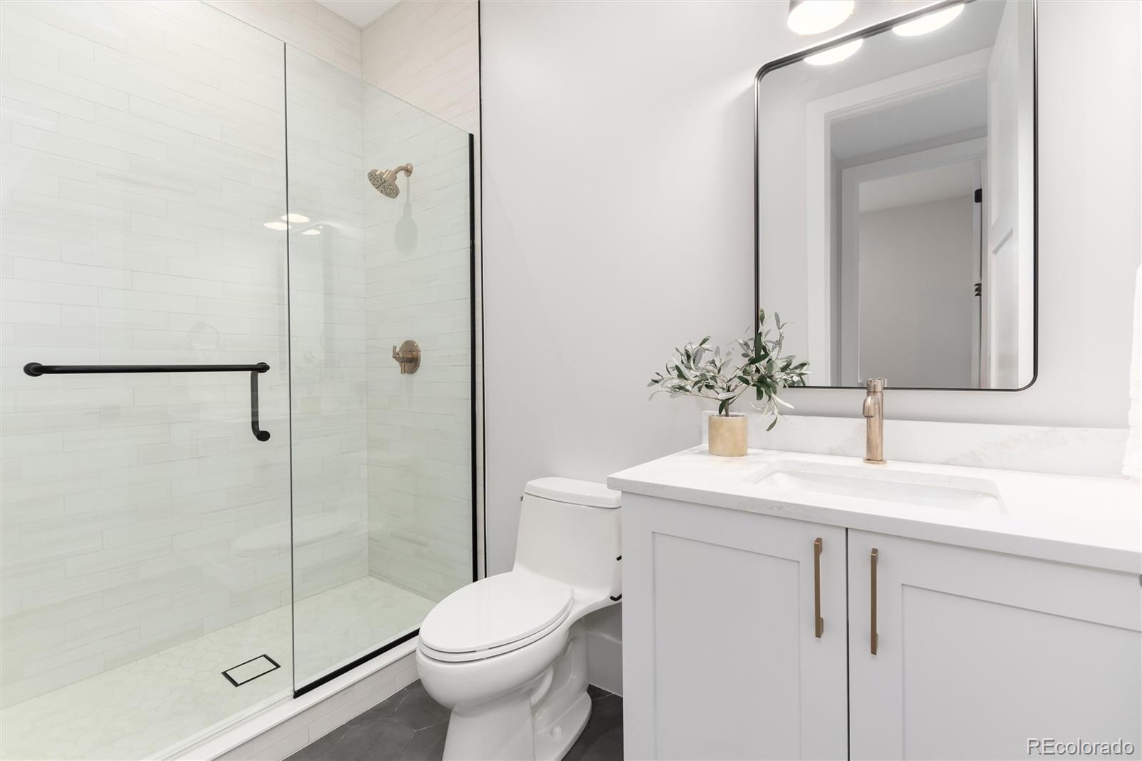 MLS Image #41 for 334  jackson street,denver, Colorado