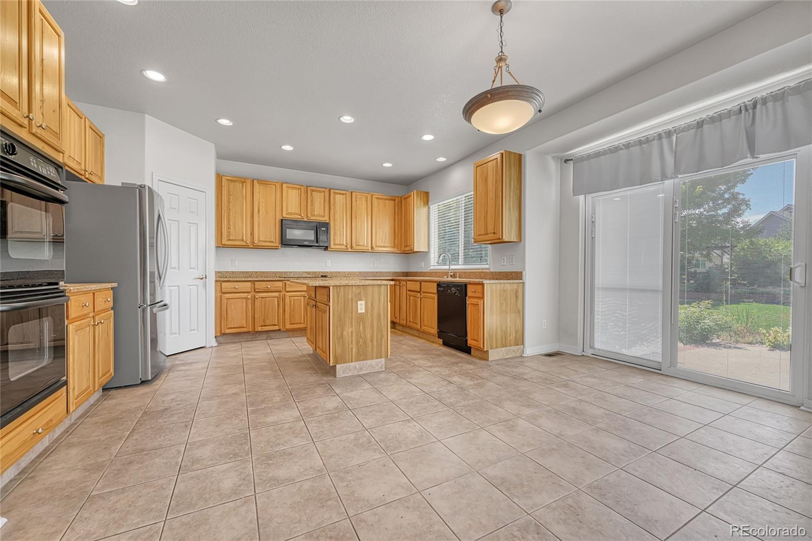MLS Image #6 for 6473 s telluride street,aurora, Colorado