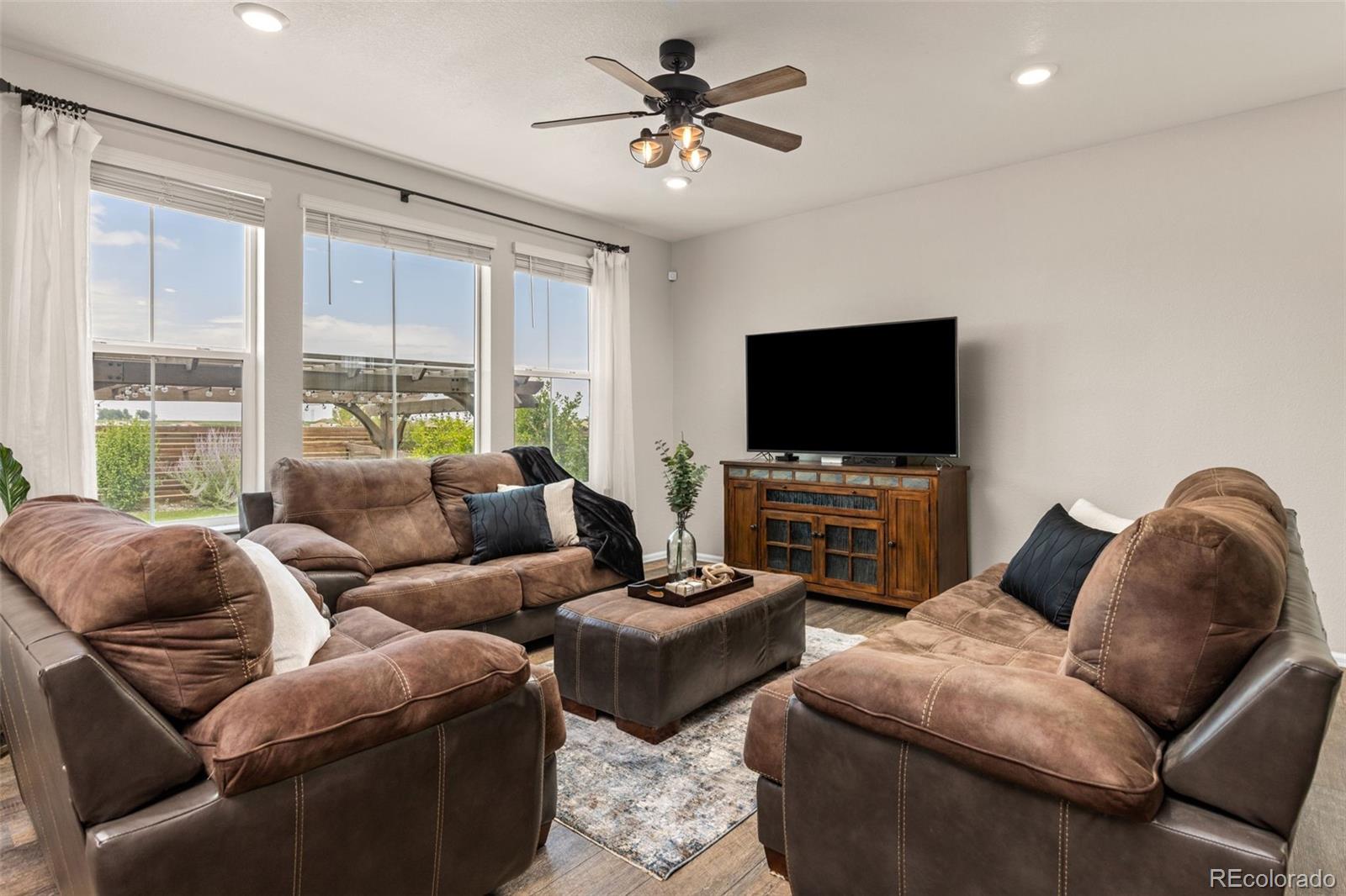 MLS Image #11 for 5097  lake port avenue,firestone, Colorado