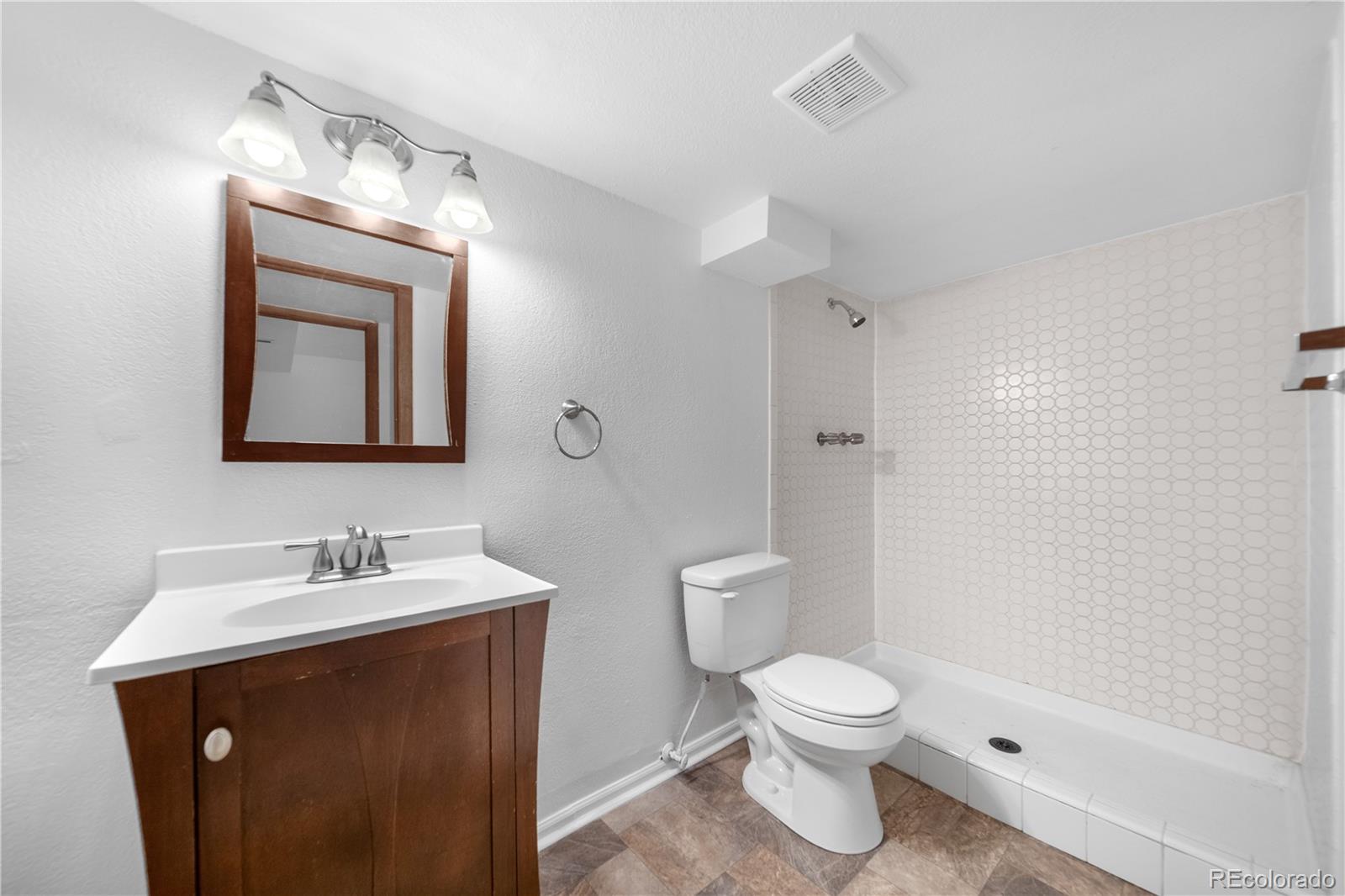 MLS Image #21 for 15503 e princeton avenue,aurora, Colorado