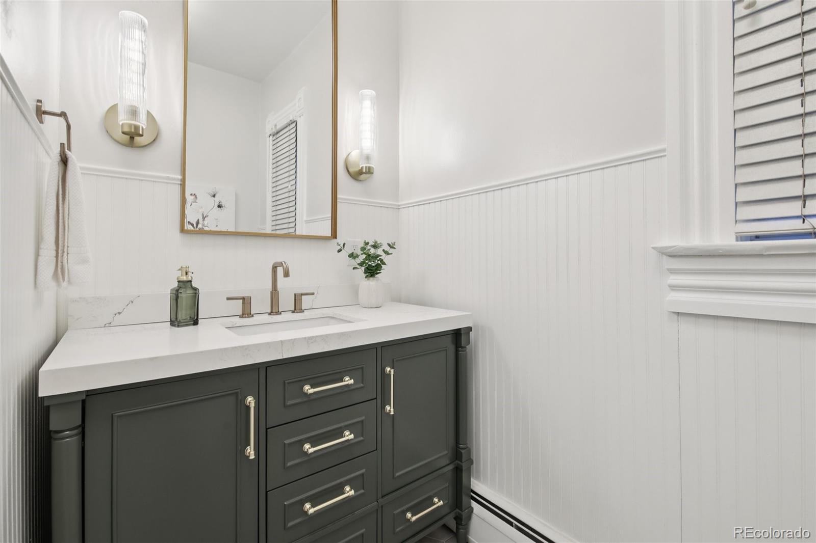 MLS Image #16 for 1215 n emerson street ,denver, Colorado