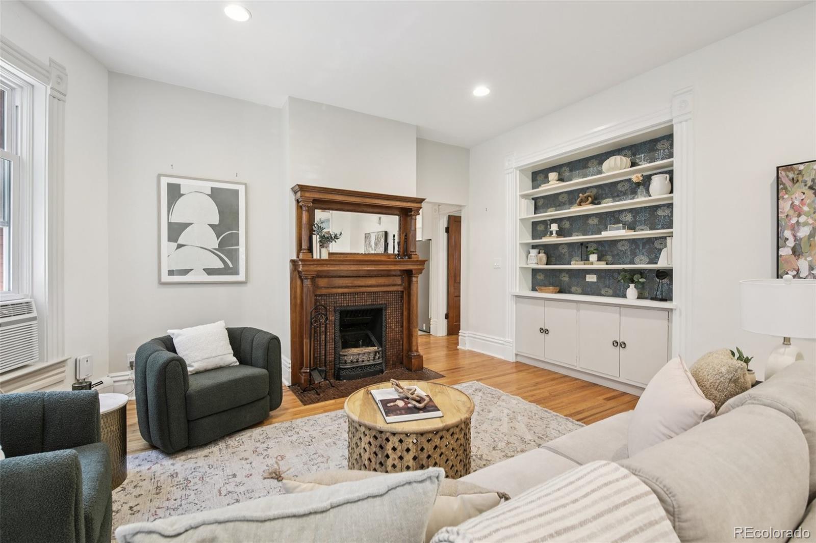 MLS Image #4 for 1215 n emerson street ,denver, Colorado