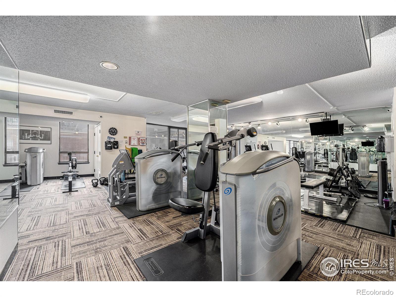 MLS Image #12 for 1020  15th street,denver, Colorado