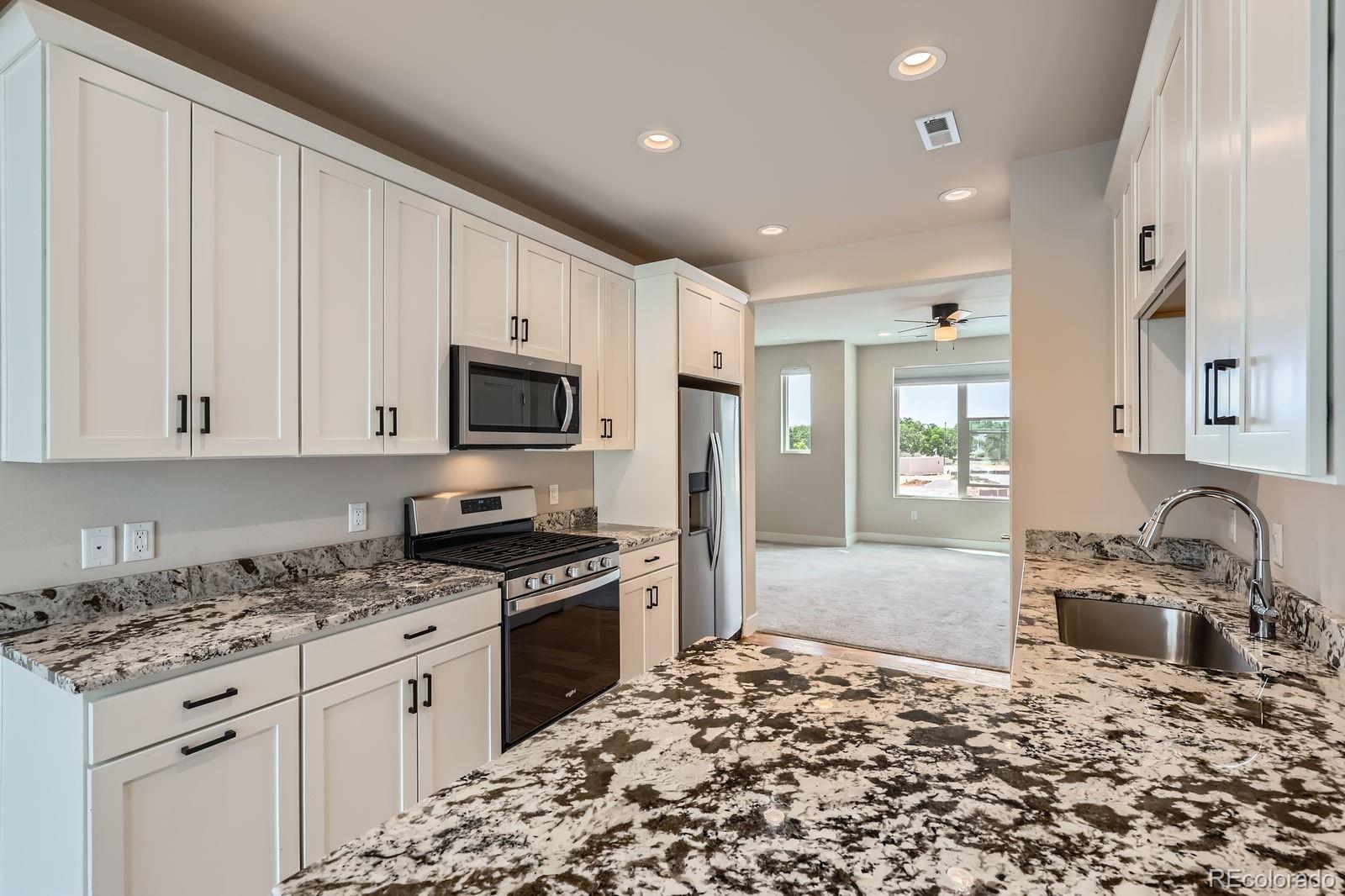 MLS Image #13 for 888 s valentia street,denver, Colorado