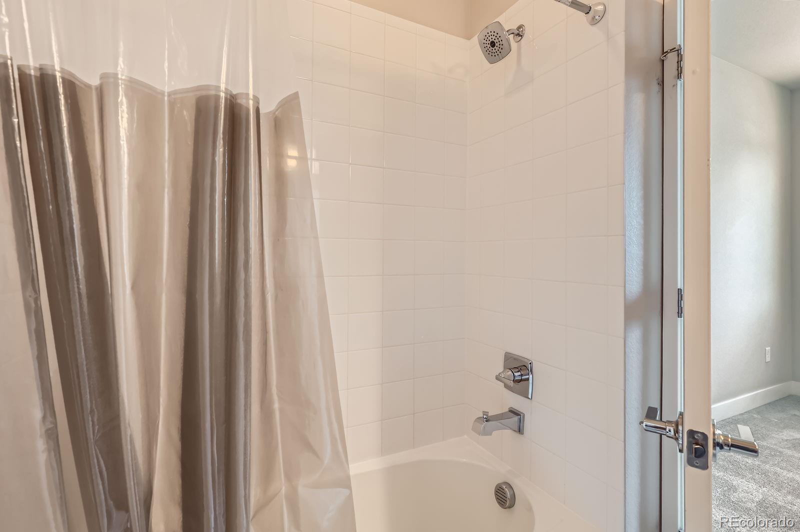 MLS Image #21 for 888 s valentia street,denver, Colorado