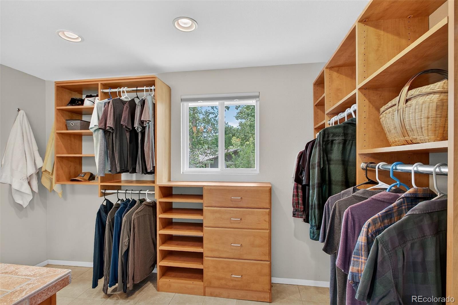 MLS Image #20 for 1559 s holland court,lakewood, Colorado
