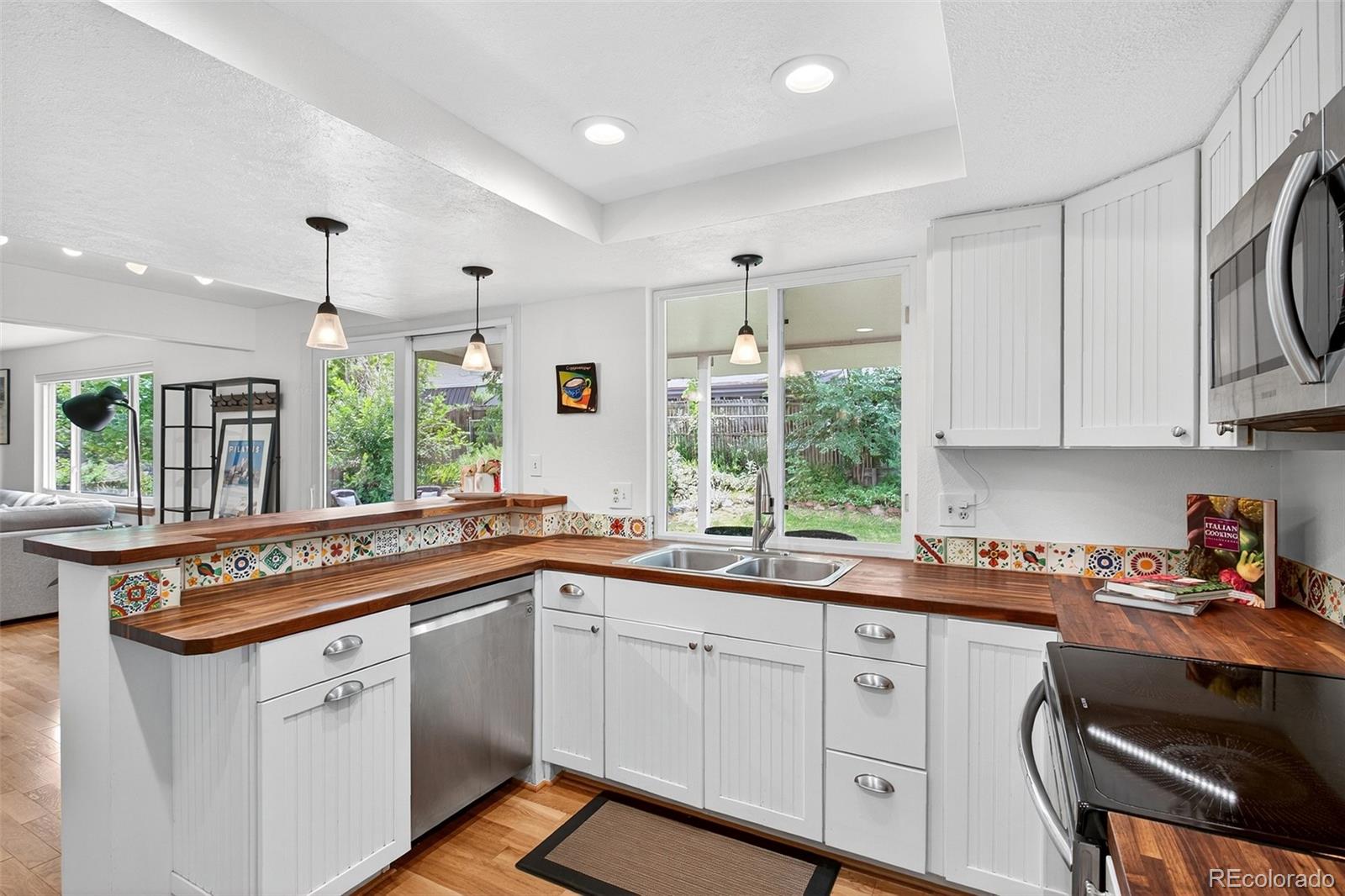 MLS Image #9 for 1559 s holland court,lakewood, Colorado