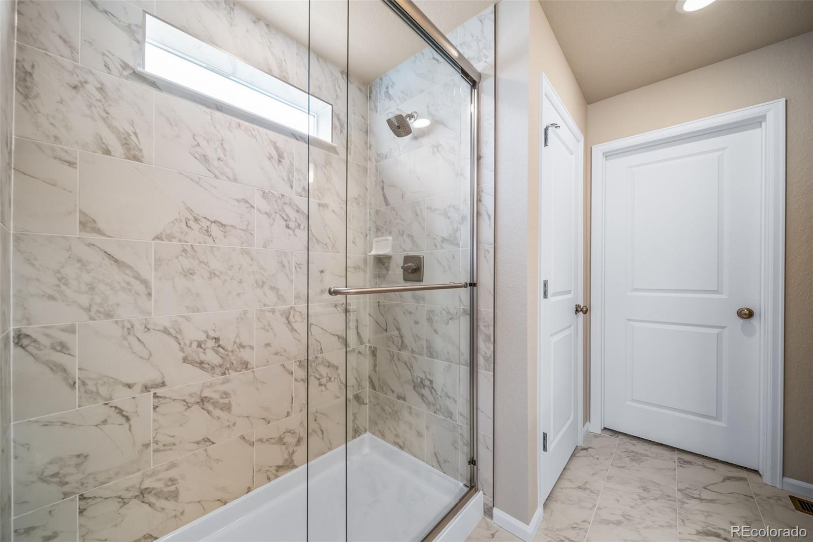 MLS Image #22 for 22314 e 39th avenue,aurora, Colorado
