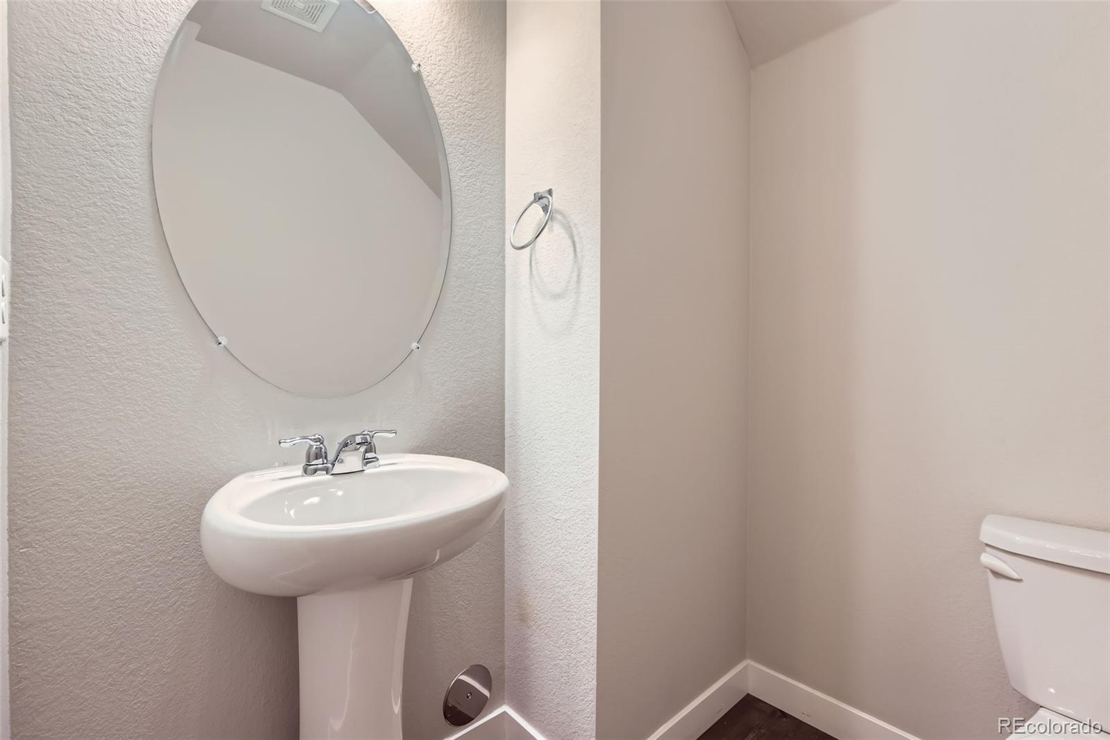 MLS Image #13 for 6757  warren drive,denver, Colorado