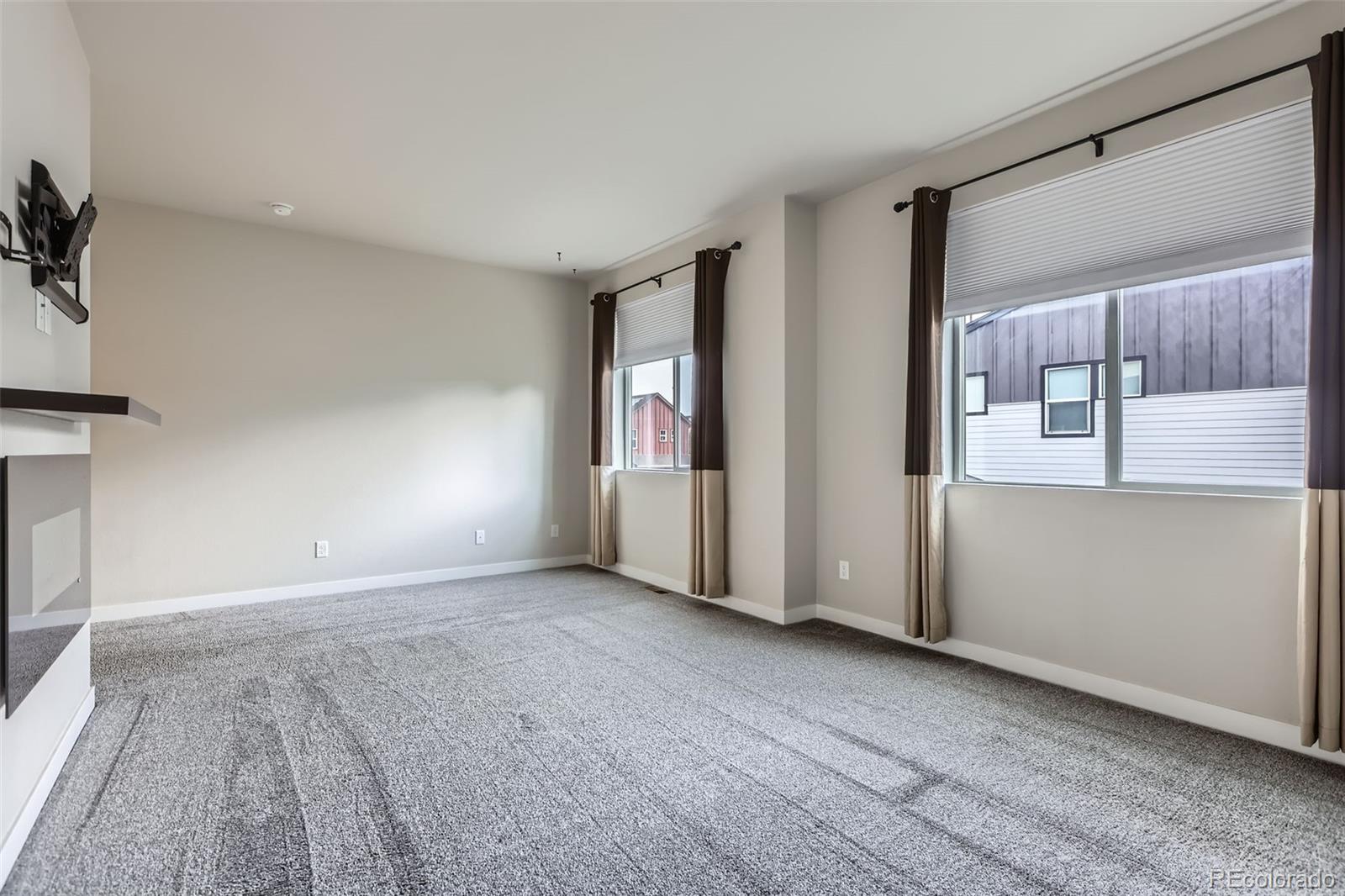 MLS Image #17 for 6757  warren drive,denver, Colorado