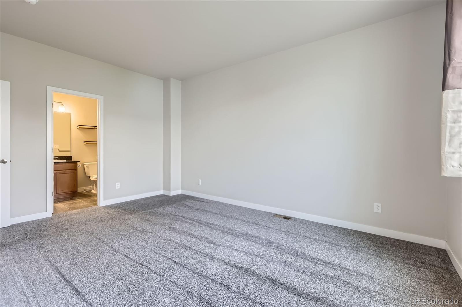 MLS Image #22 for 6757  warren drive,denver, Colorado