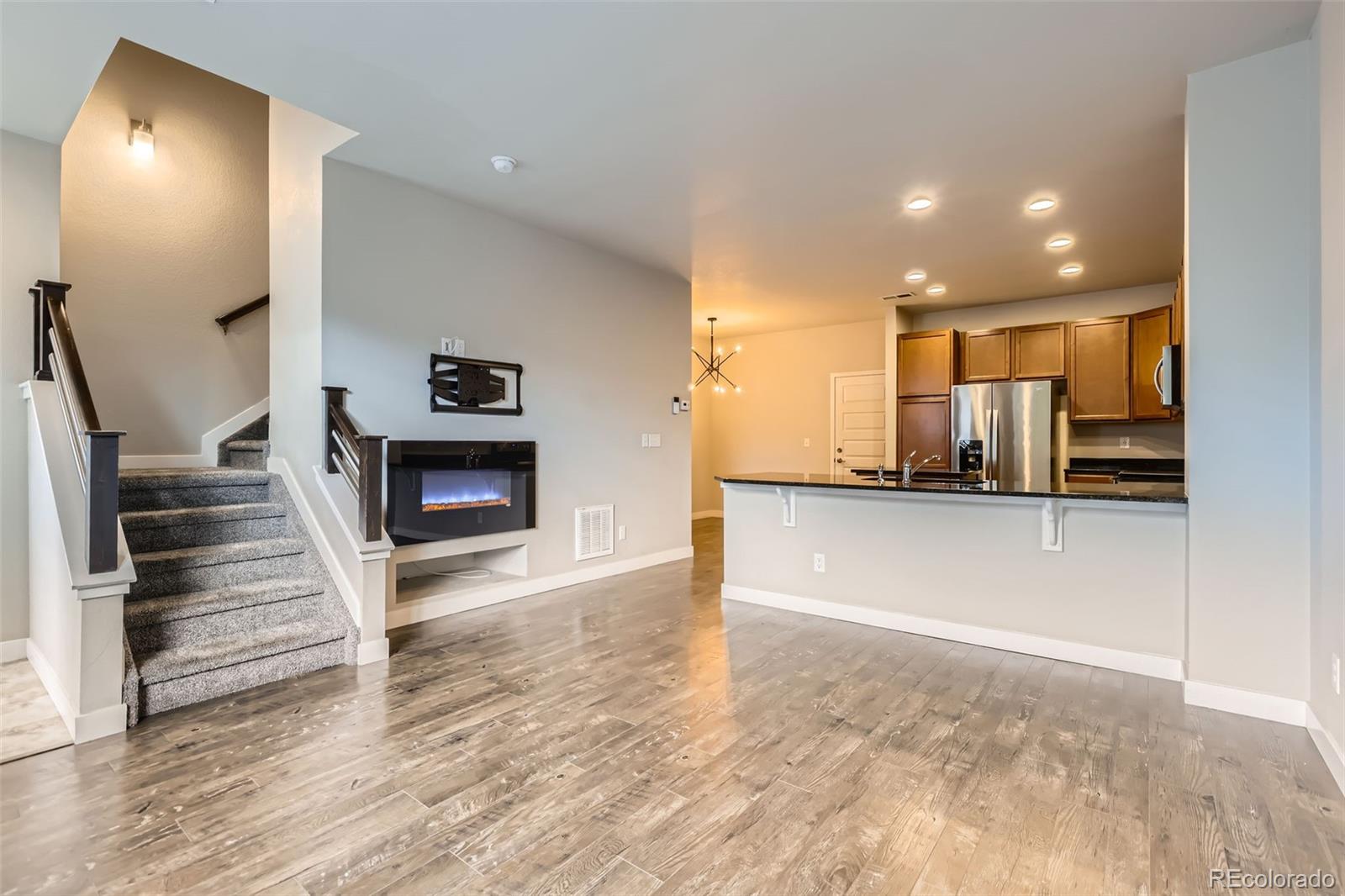 MLS Image #5 for 6757  warren drive,denver, Colorado