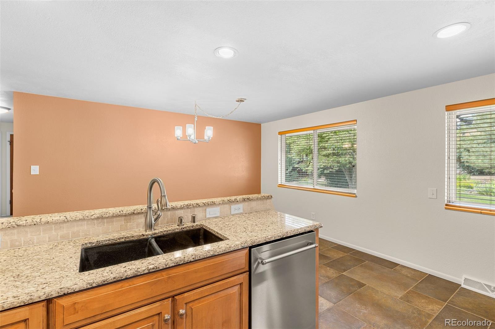 MLS Image #15 for 11371 w 71st place,arvada, Colorado