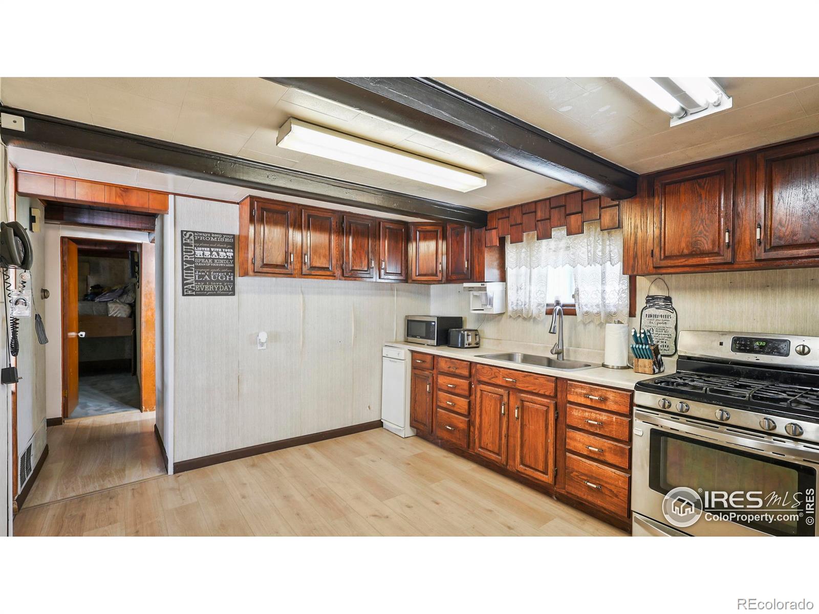 MLS Image #6 for 100  spruce street,log lane village, Colorado