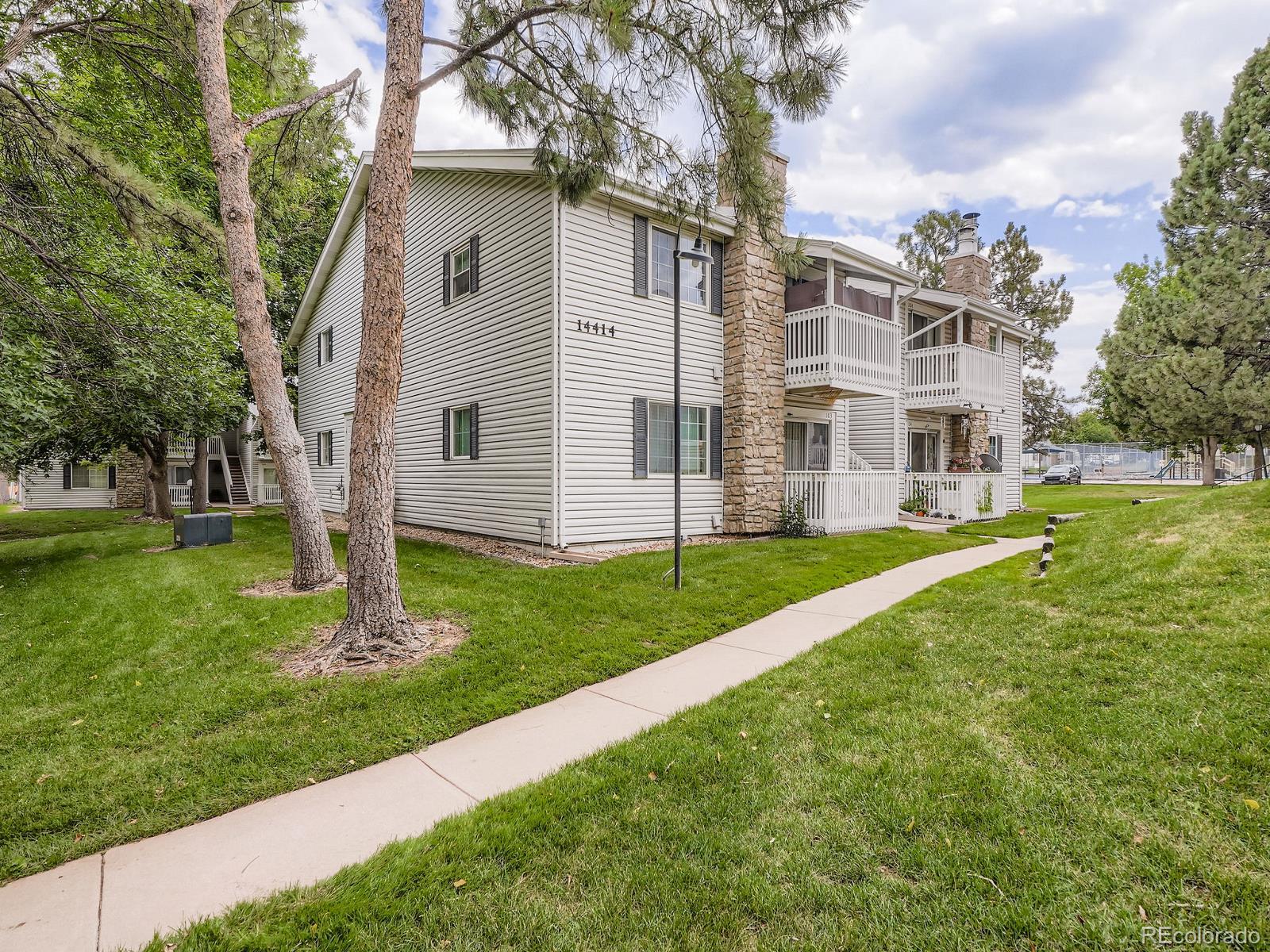 MLS Image #3 for 14414 e colorado drive,aurora, Colorado