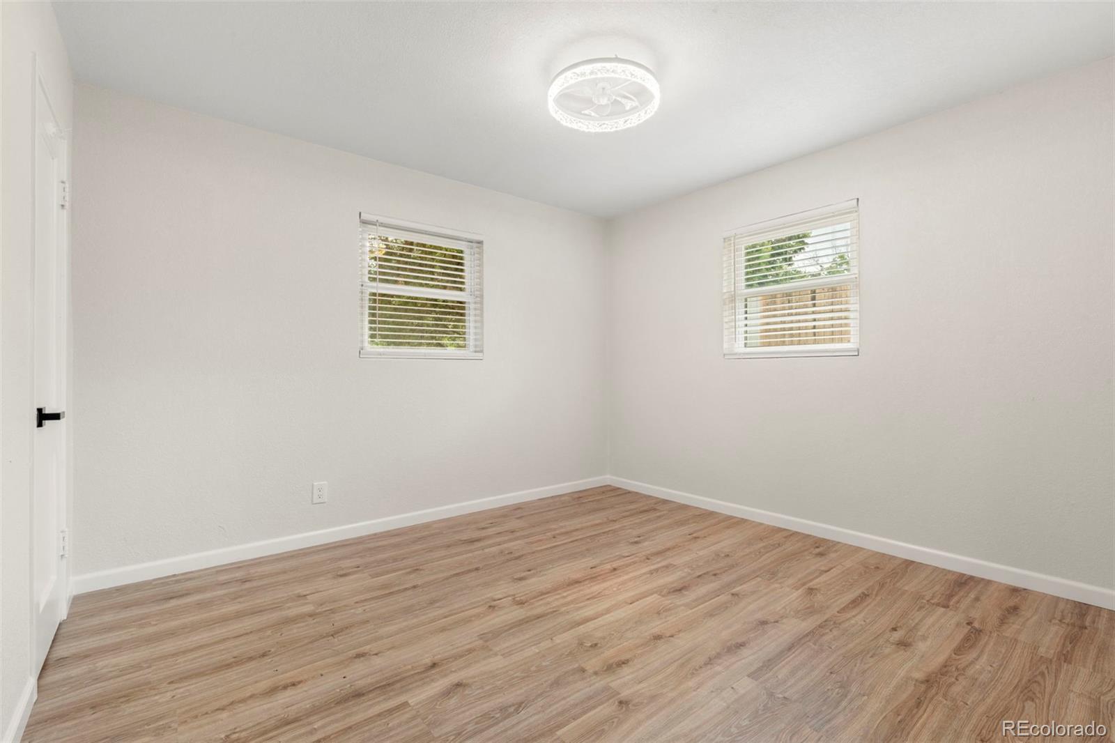 MLS Image #11 for 818  uvalda street,aurora, Colorado