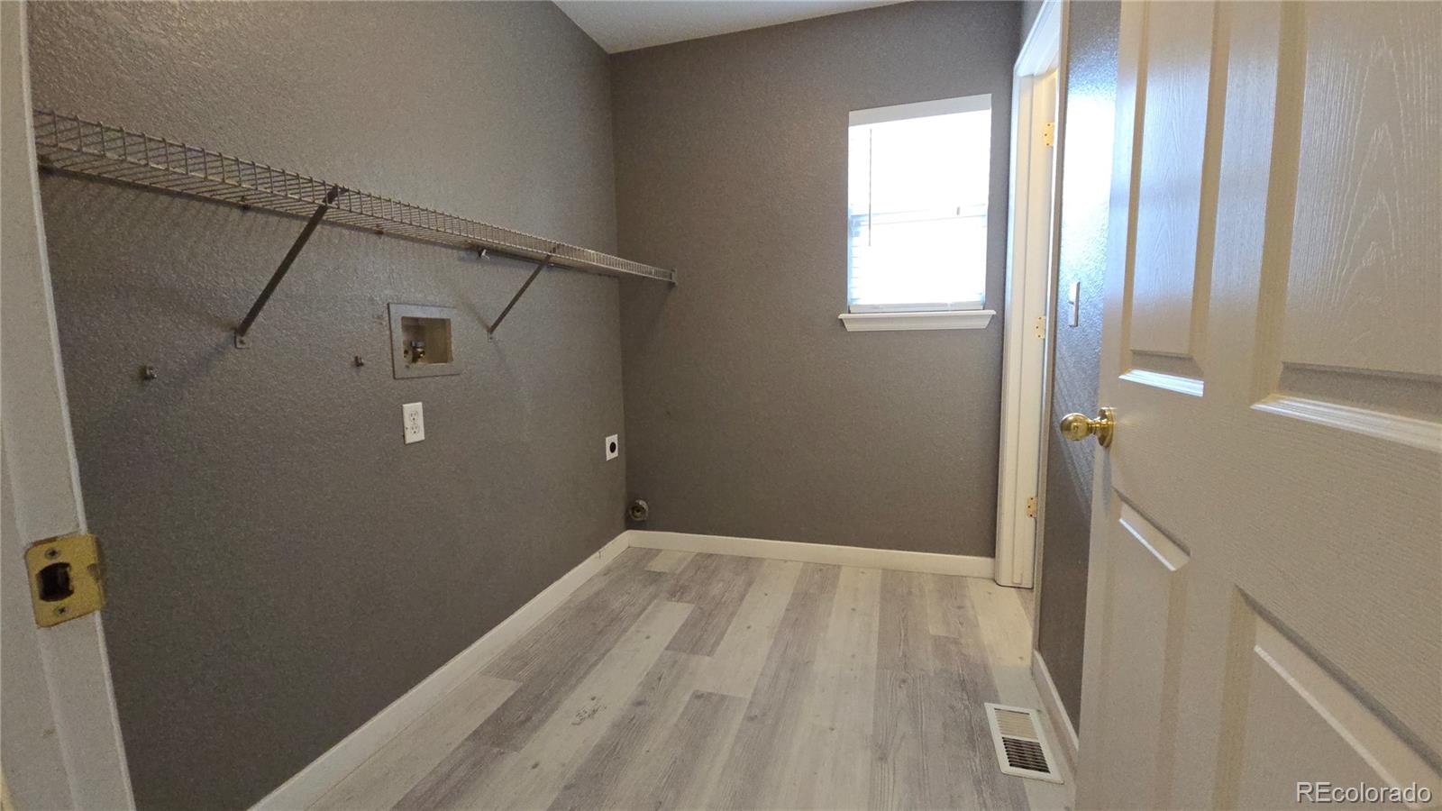 MLS Image #6 for 20864 e 49th avenue,denver, Colorado